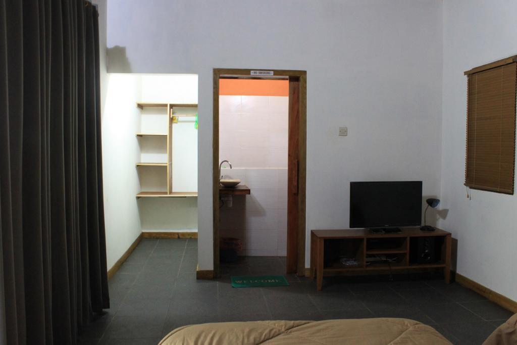 Albany Home Stay Kuta  Экстерьер фото