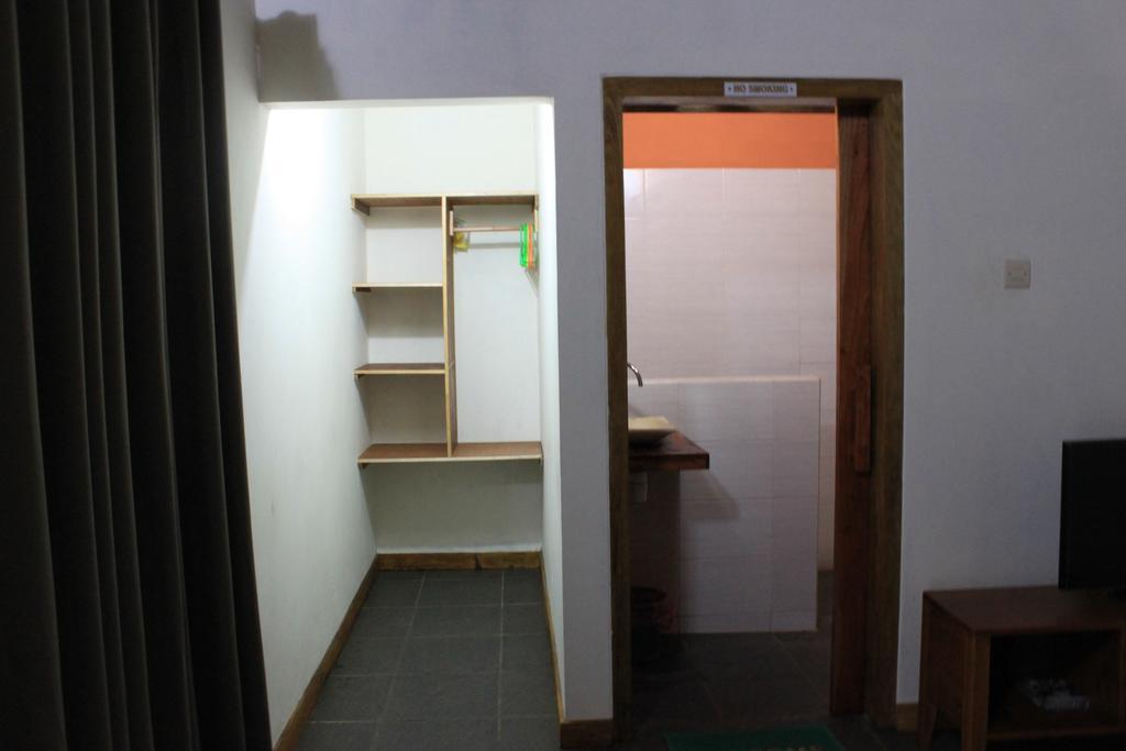 Albany Home Stay Kuta  Экстерьер фото