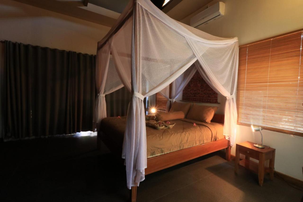 Albany Home Stay Kuta  Экстерьер фото